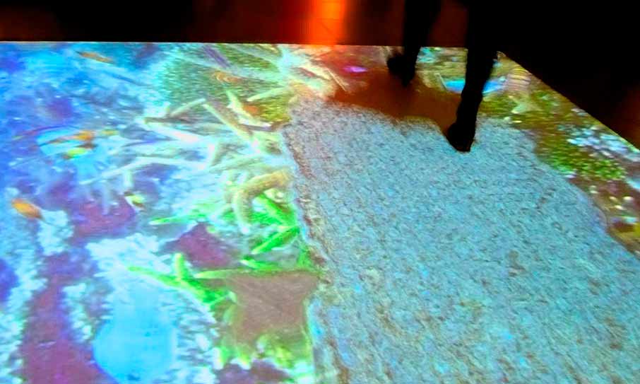 Interaktivní podlaha